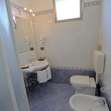 Flora 3* Milano Marittima