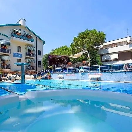 Hotel Flora Milano Marittima