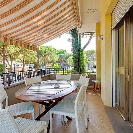 Flora Hotel Milano Marittima
