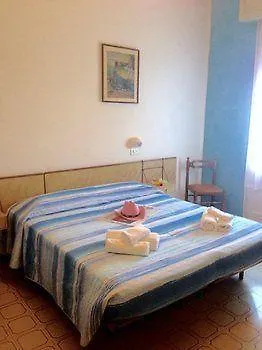 Hotel Flora