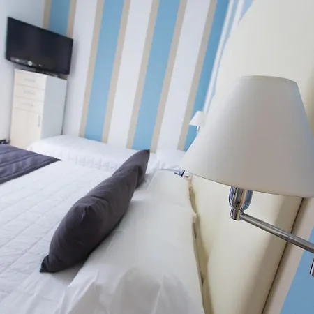 Hotel Flora Milano Marittima