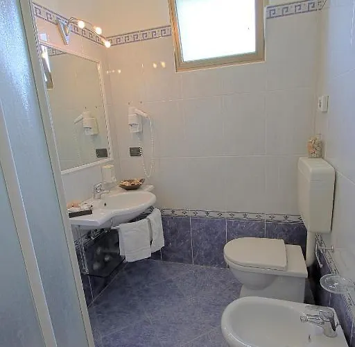 Flora 3* Milano Marittima