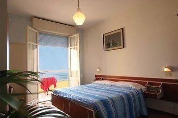 Flora 3* Milano Marittima