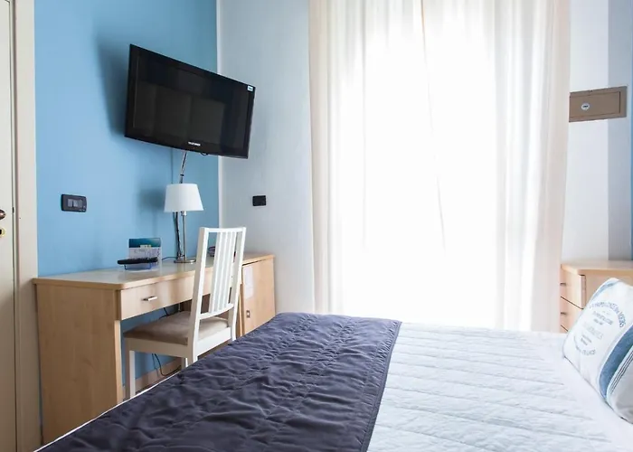 Flora ميلانو ماريتيما