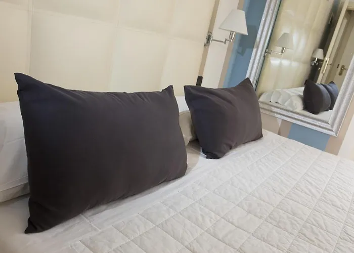 Flora ميلانو ماريتيما